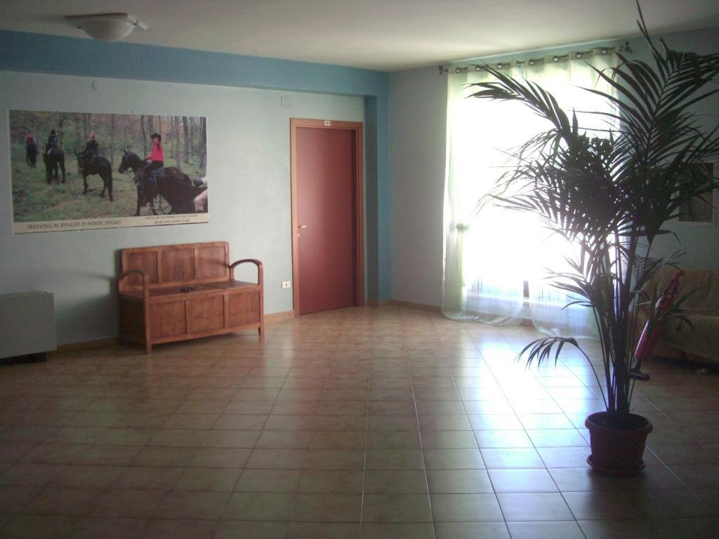 Hotel Menta E Rosmarino Monte Sant'Angelo Room photo