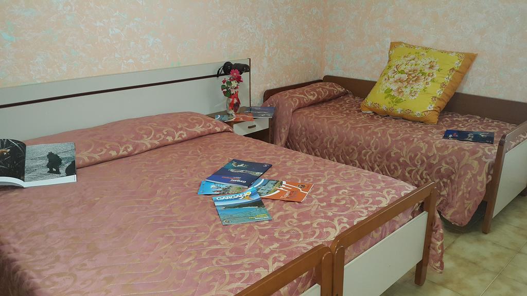 Hotel Menta E Rosmarino Monte Sant'Angelo Room photo